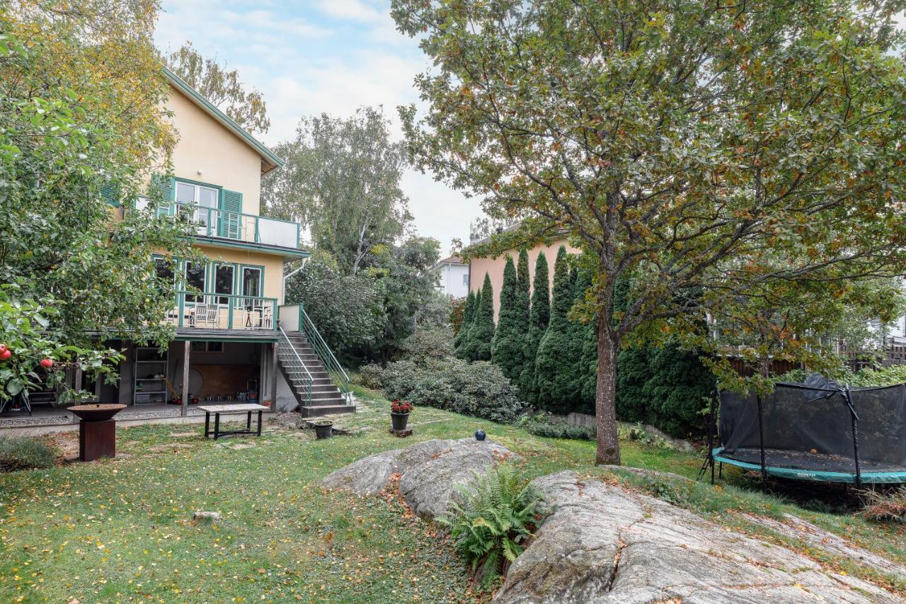 Fantastic 4 Bedroom Home In Bromma With Everything Stockholm Kültér fotó