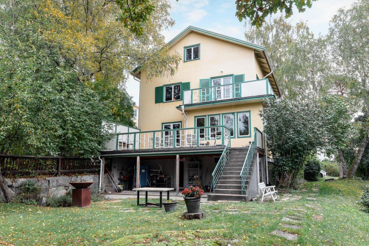 Fantastic 4 Bedroom Home In Bromma With Everything Stockholm Kültér fotó